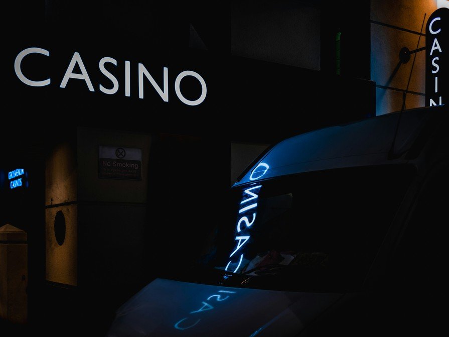 Casinos en ligne vs Casinos terrestres : Le guide complet pour choisir votre expérience de jeu Casinos en ligne vs Casinos terrestres : Le guide complet pour choisir votre expérience de jeu